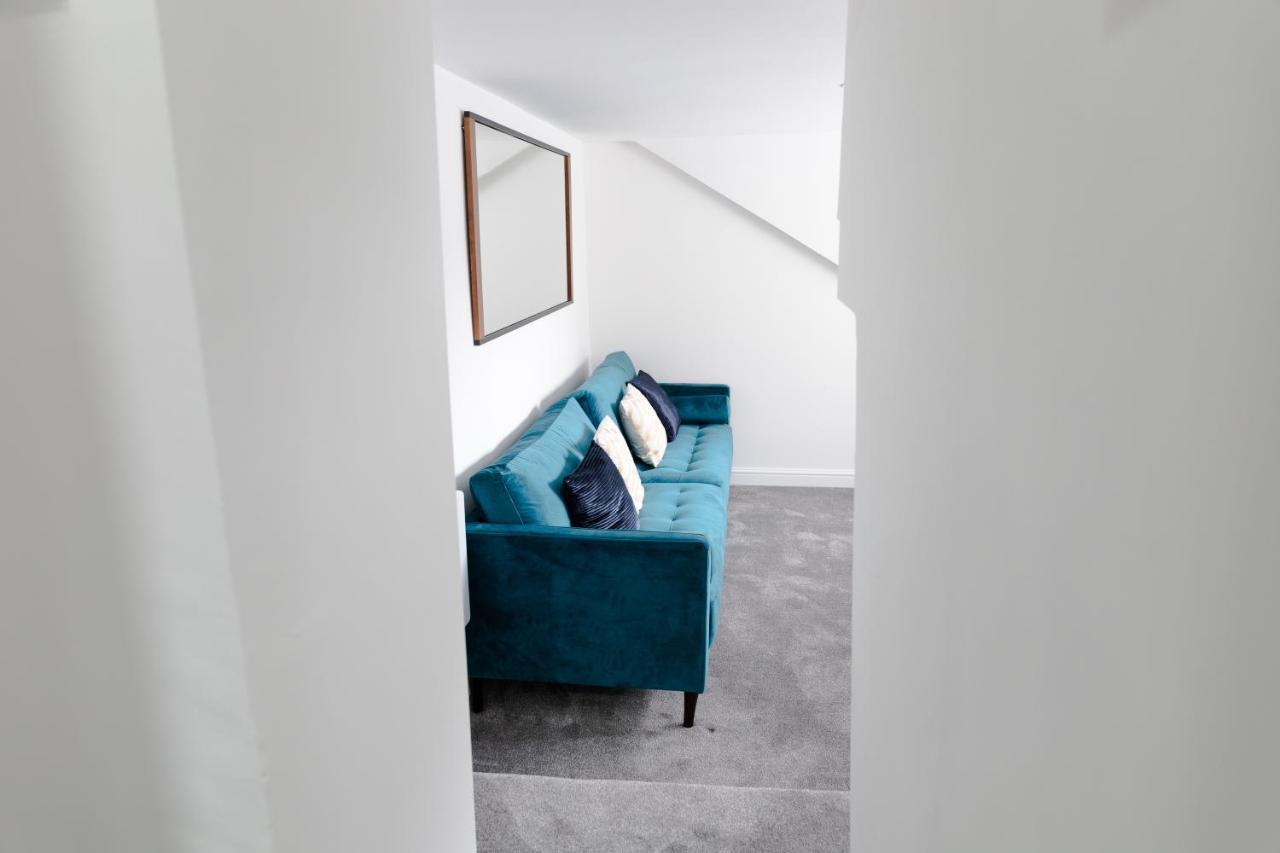 Chic Urban 2 Bedroom Apartments Cardiff Exterior photo